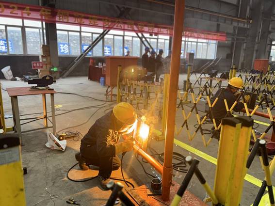 公司舉辦電焊工、電工技術比武